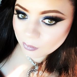 Meet your Posher, Marissa